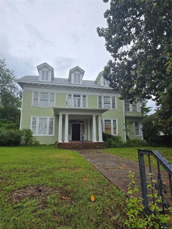 Property Photo:  844 Wilkinson Street  LA 71104 