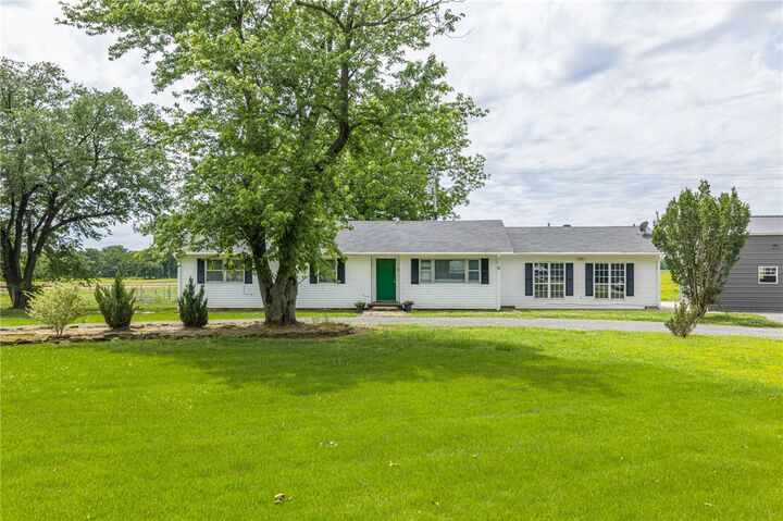 Property Photo: 6415 N Highway 96 AR 72941