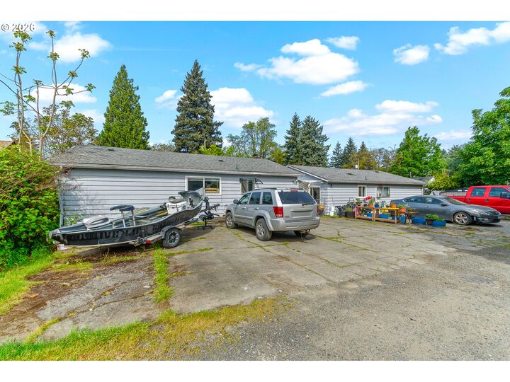 Property Photo: 3713 M St WA 98663