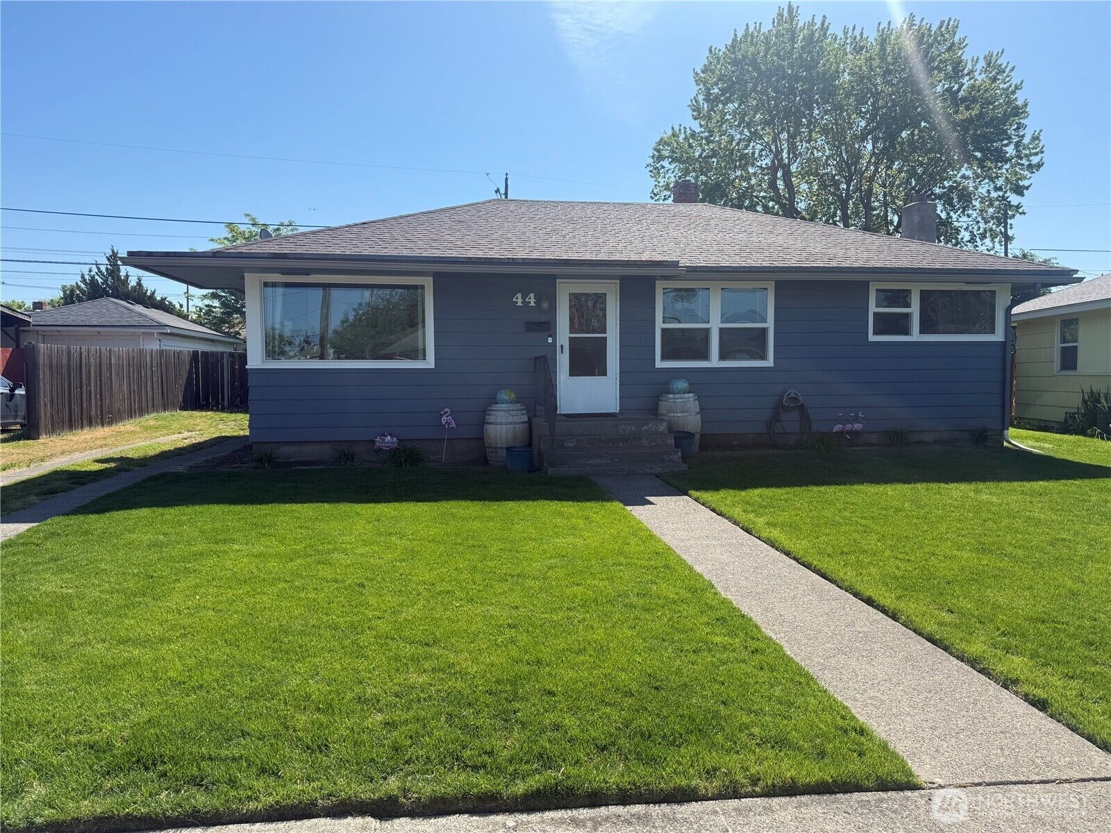 Property Photo:  44  Francis Drive  WA 99362 