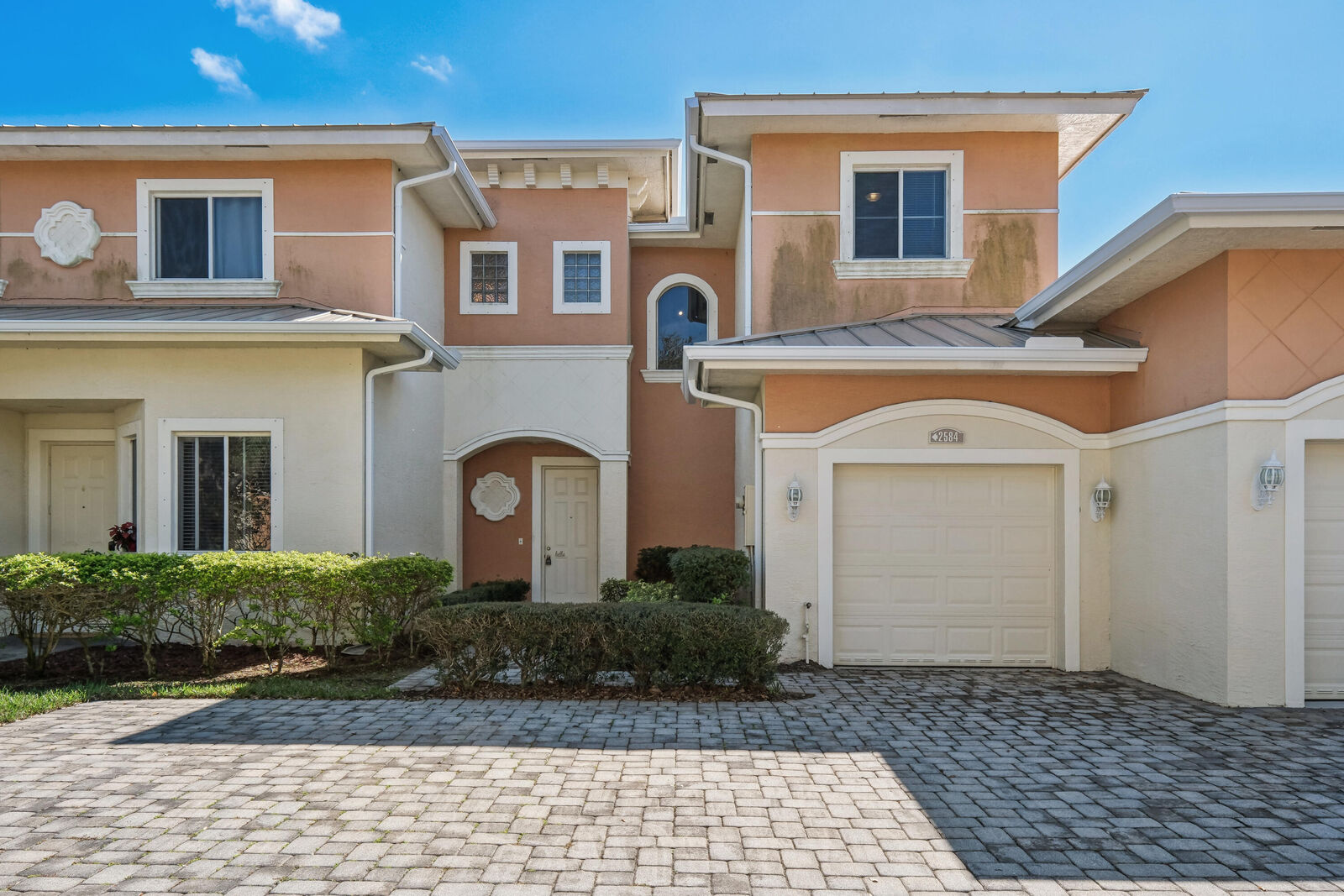 Property Photo:  2584 SW Stockbridge Sq Square SW  FL 32962 