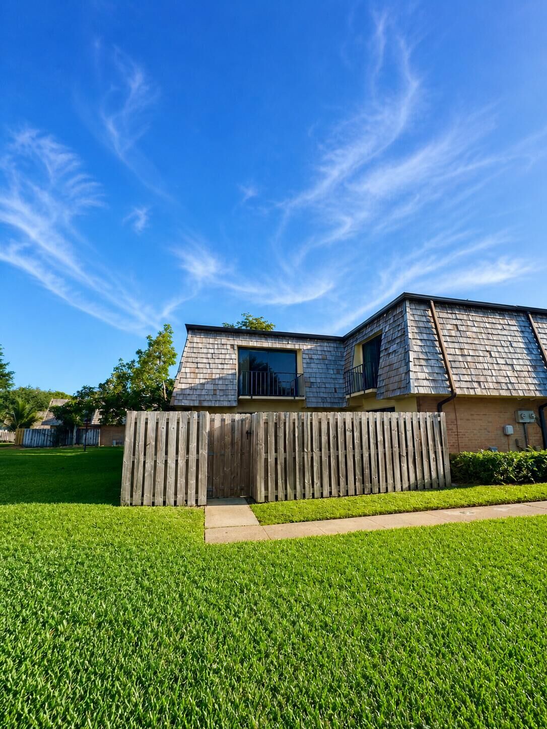 Property Photo:  119 NE Lake Arbor Drive  FL 33461 