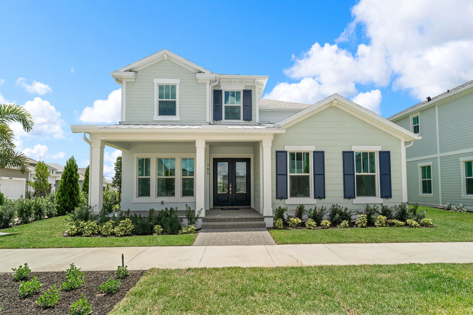 Property Photo: 785 SW Prairie Avenue FL 34990