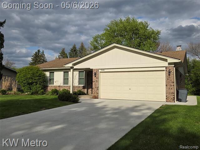 Property Photo:  3680 Oriole Drive  MI 48084 