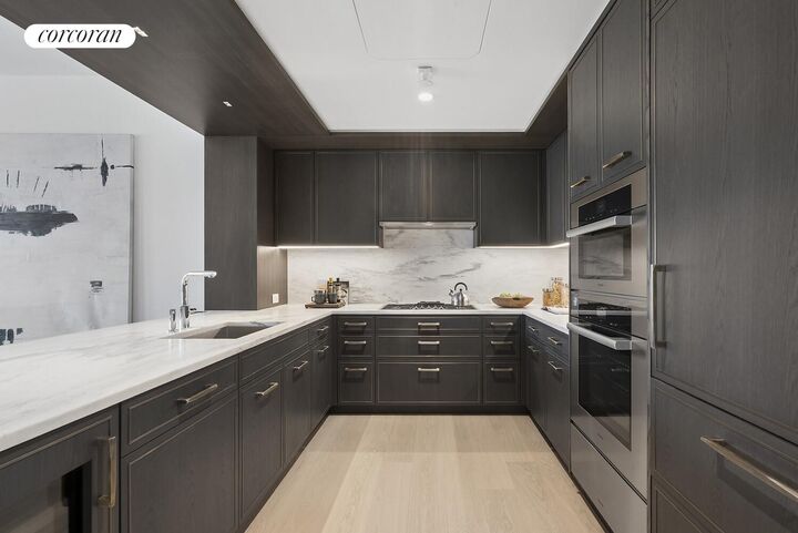 Property Photo:  50 W 66th Street 11B  NY 10023 