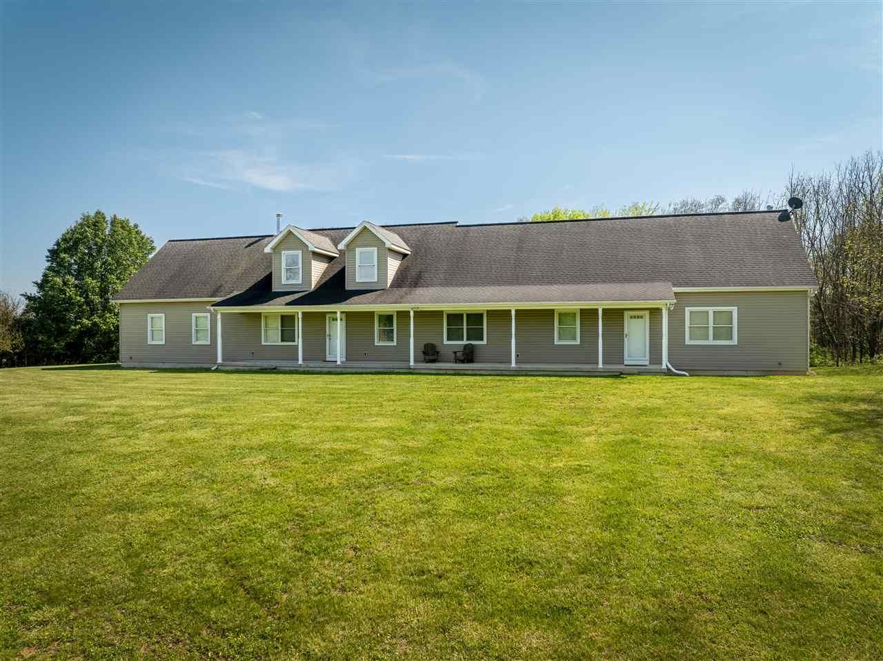 Property Photo:  7840 N Jacksonburg Road  IN 47346 