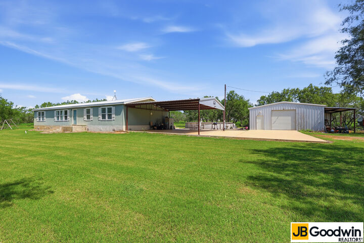 Property Photo:  152 E County Road 304  TX 78026 