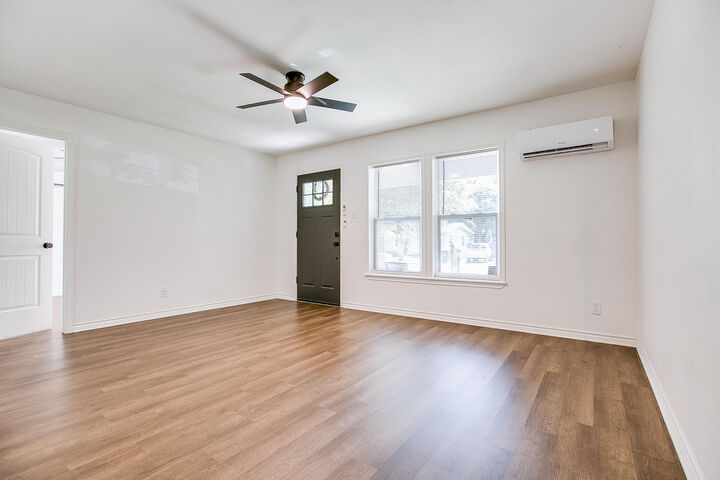 Property Photo:  1631 Wynne Avenue  TX 76905 