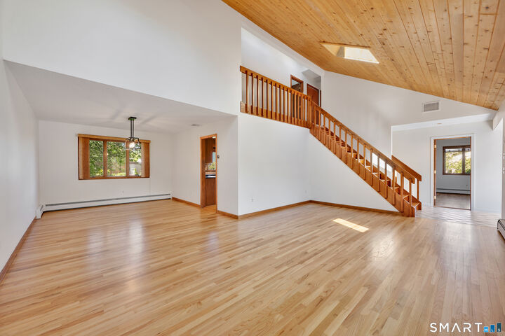 Property Photo:  35 Margaret Drive  CT 06074 