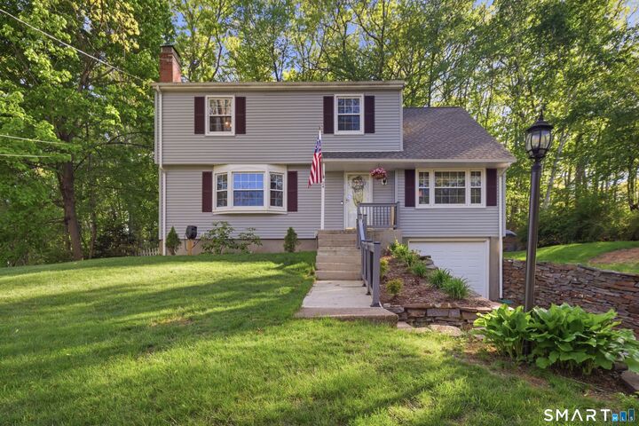 Property Photo:  24 Olive Lane  CT 06066 