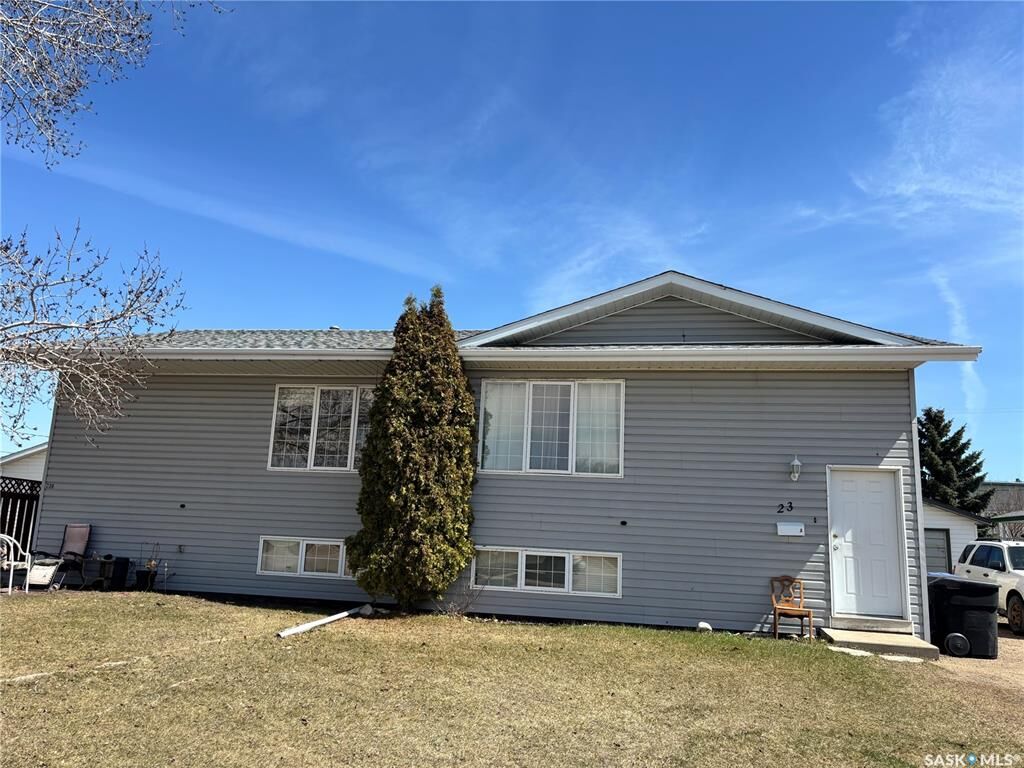 Photo de la propriété:  23 5th Avenue N  SK S0K 0A2 