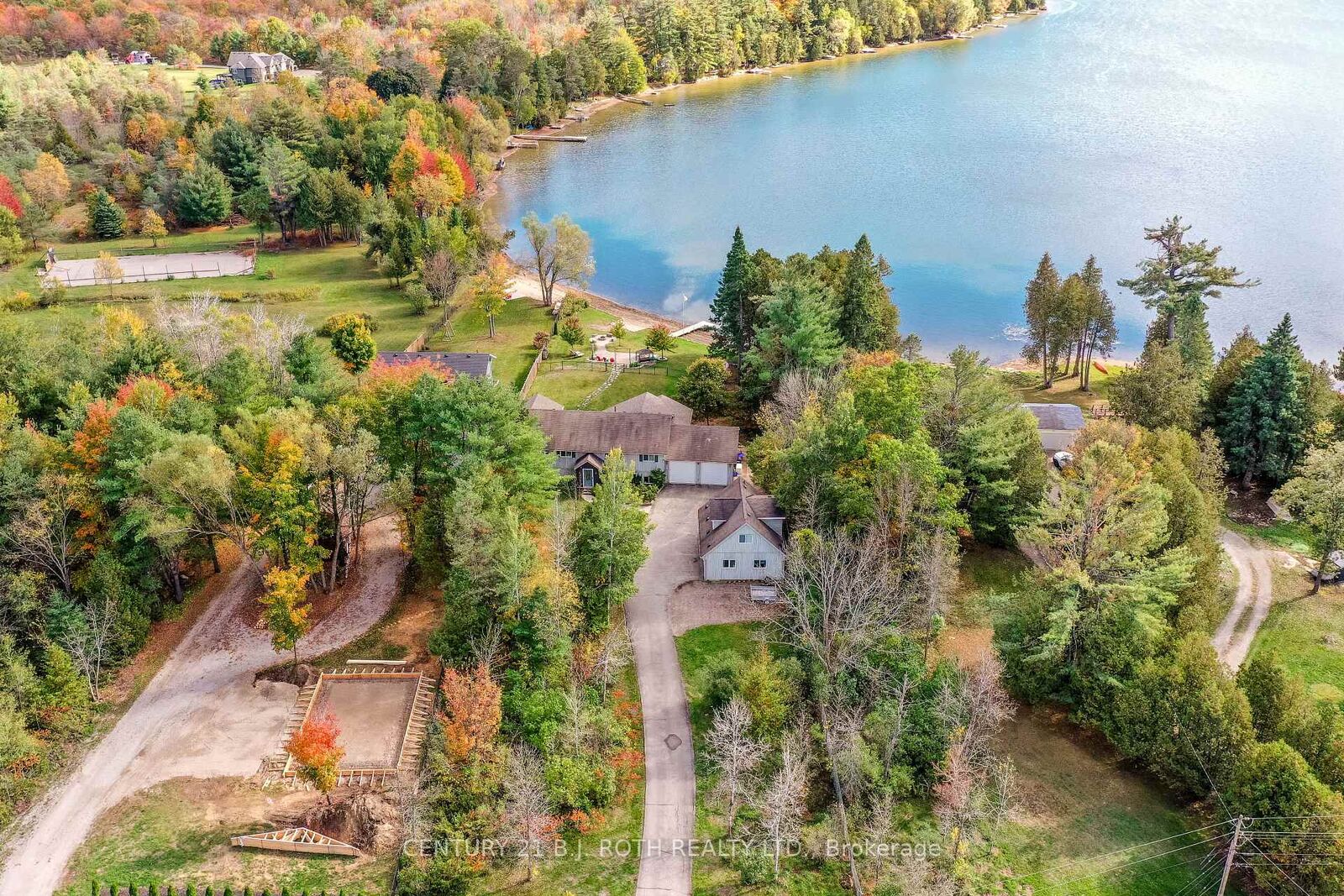 Property Photo:  3371 Lake St. George Boulevard  ON L0K 2B0 