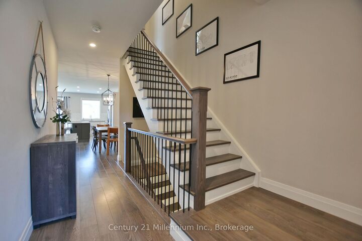 Property Photo:  305 Yellow Birch Crescent  ON L9Y 0Y3 