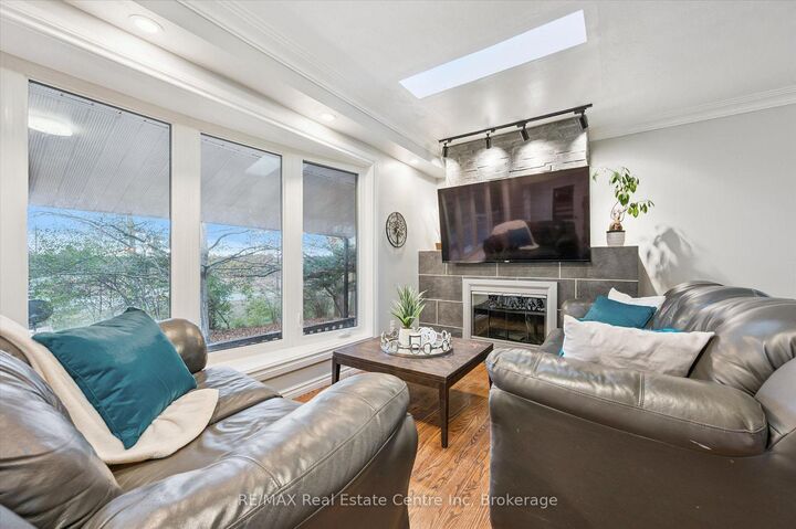Property Photo: 500 Watson Parkway S ON N1L 0N9