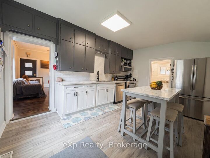 Property Photo: 572 9th Avenue ON N4N 2M8