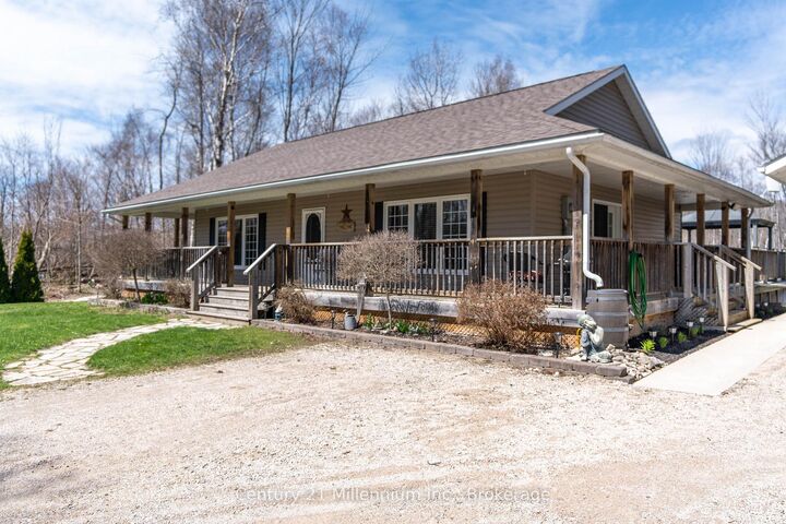 Property Photo:  51 Larkwhistle Avenue  ON N0H 2T0 
