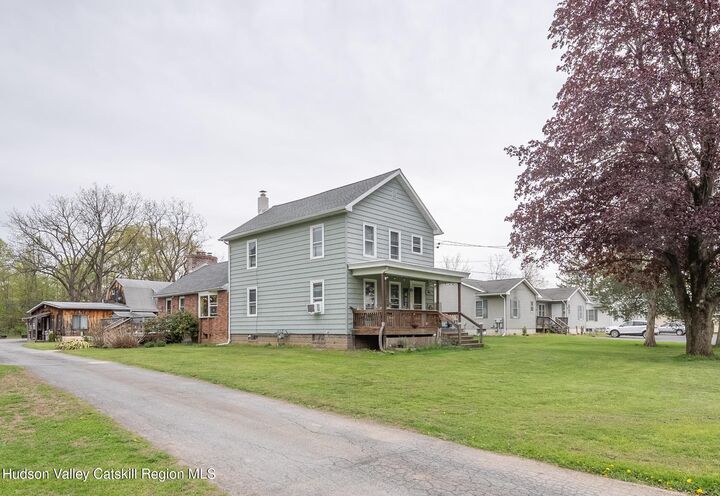 Property Photo:  294 Glasco  NY 12477 