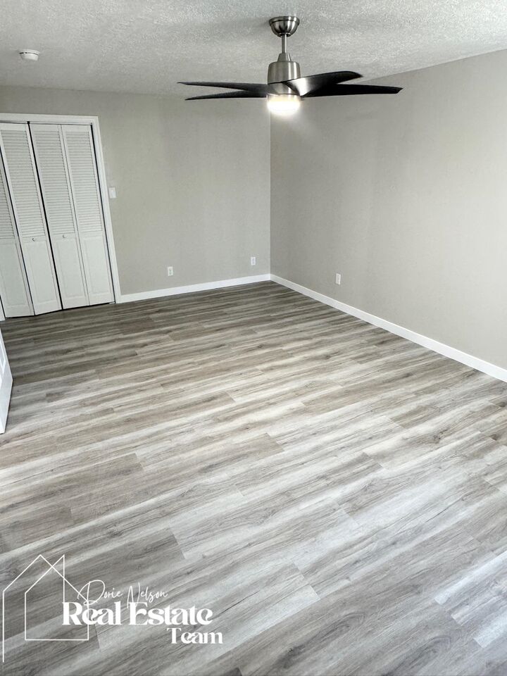 Property Photo:  1302 E 7th Street  WY 82601 