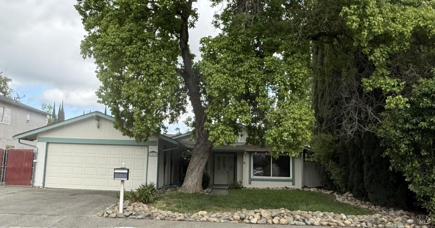 Property Photo:  349 Royal Oaks Drive  CA 95687 