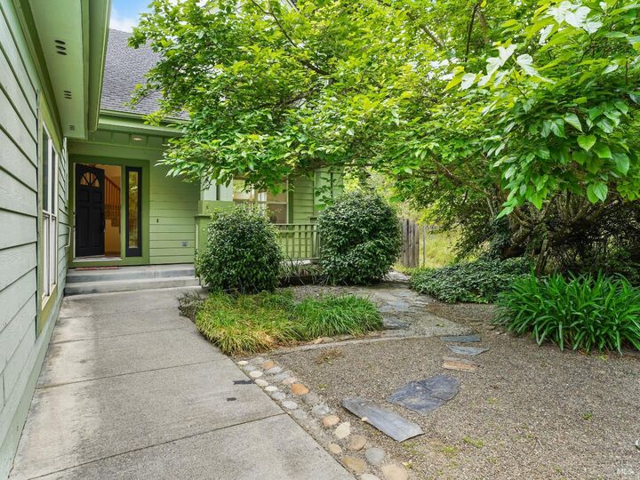 Property Photo:  93 Bosworth Lane  CA 95441 