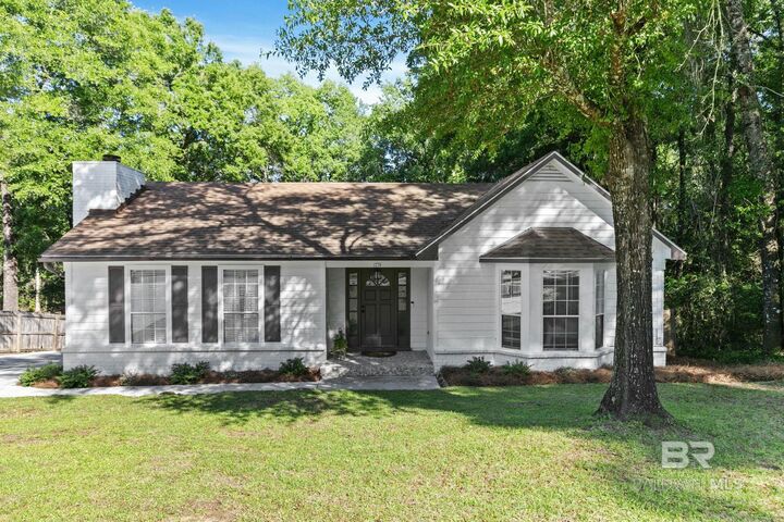 Property Photo:  1774 Princeton Woods Drive  AL 36618-3260 
