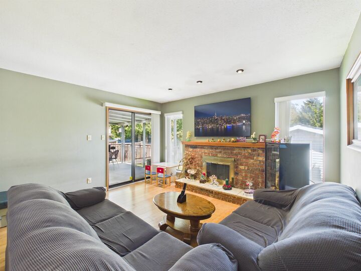 Property Photo: 2480 McLennan Avenue BC V6X 2N7