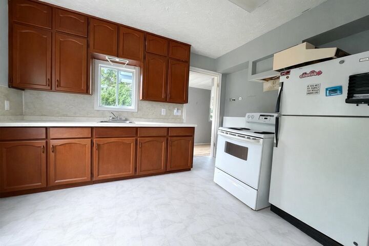 Property Photo:  9405 Broadway Street  BC V2P 5T8 