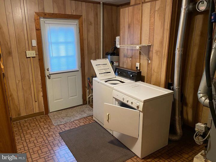 Property Photo: 105 Fay Street VA 22602