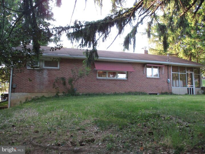 Property Photo:  1748 San Gabriel Drive  PA 17406 