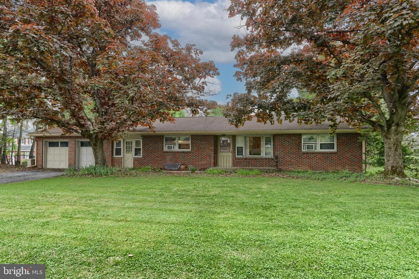 Property Photo:  1022 E Lisburn Road  PA 17055 