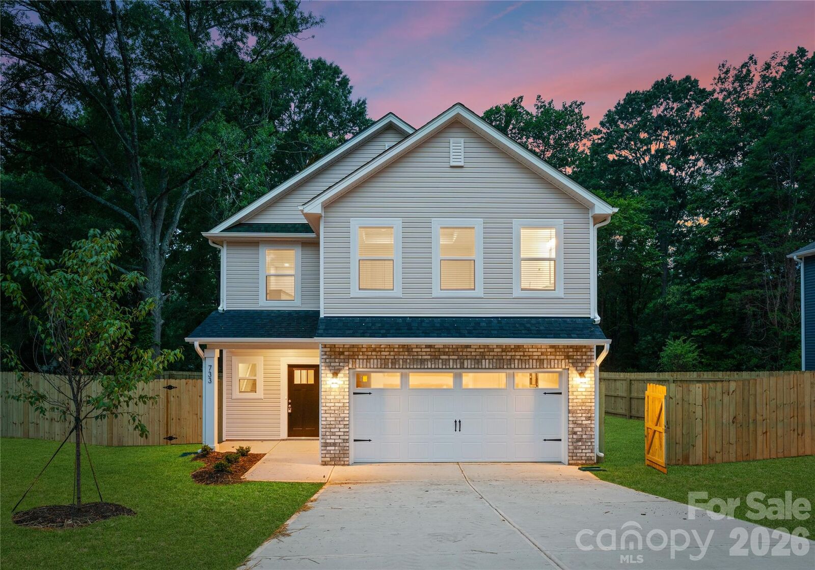 Property Photo:  2028 Gilbert Street  NC 28216 