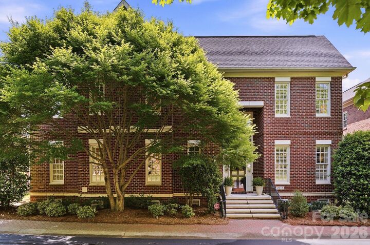 Property Photo:  2618 Sheffield Crescent Court  NC 28226 