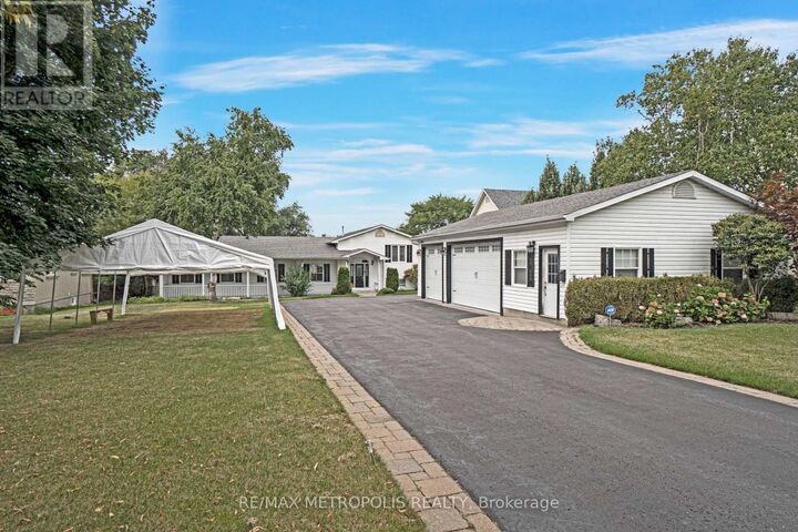 Property Photo:  1872 Appleview Road Main  ON L1V 1T8 