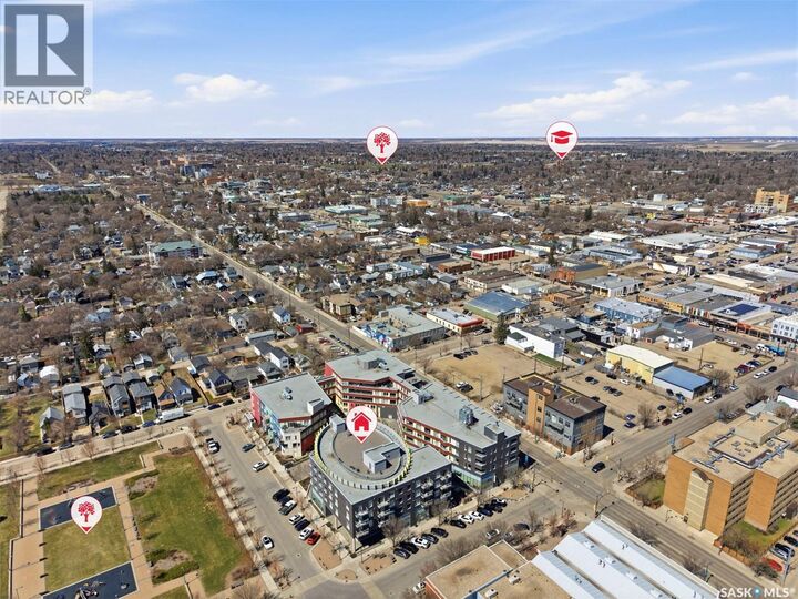 Property Photo:  204 409 B Avenue S  SK S7M 5M8 
