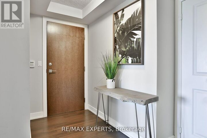 Property Photo:  2 Eva Road 2021  ON M9C 2A8 
