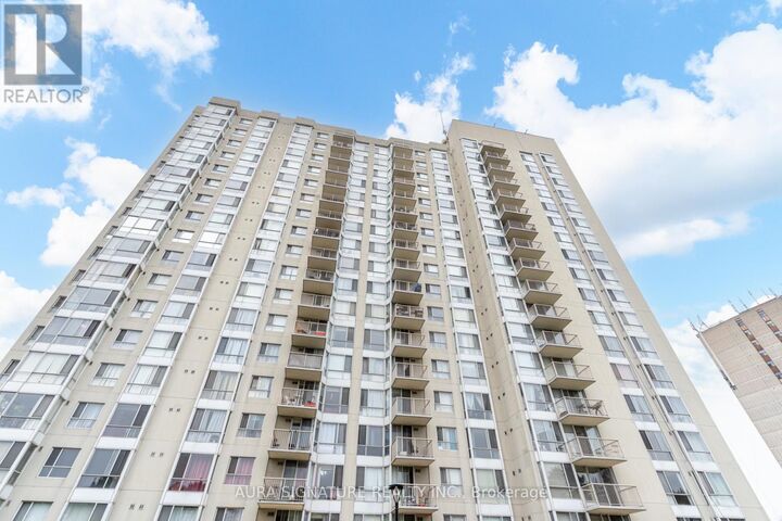 Property Photo:  3077 Weston Road 401  ON M9M 3A1 