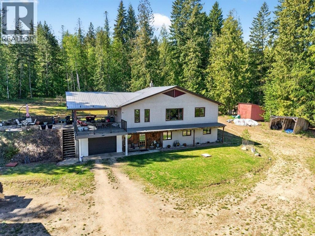 Property Photo: 22 Crossman Road BC V0E 1V3