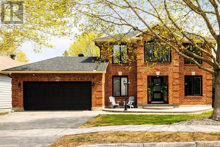 Property Photo:  82 Beechfern Drive  ON K2S 1E3 