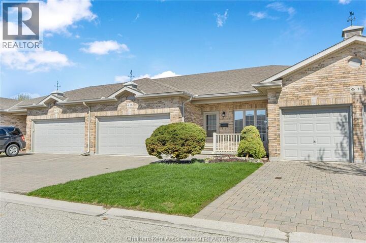 Property Photo:  15 Home Place  ON N7L 5P4 