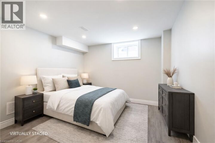 Property Photo:  5482 Randolph Crescent 2  ON L7L 3C5 