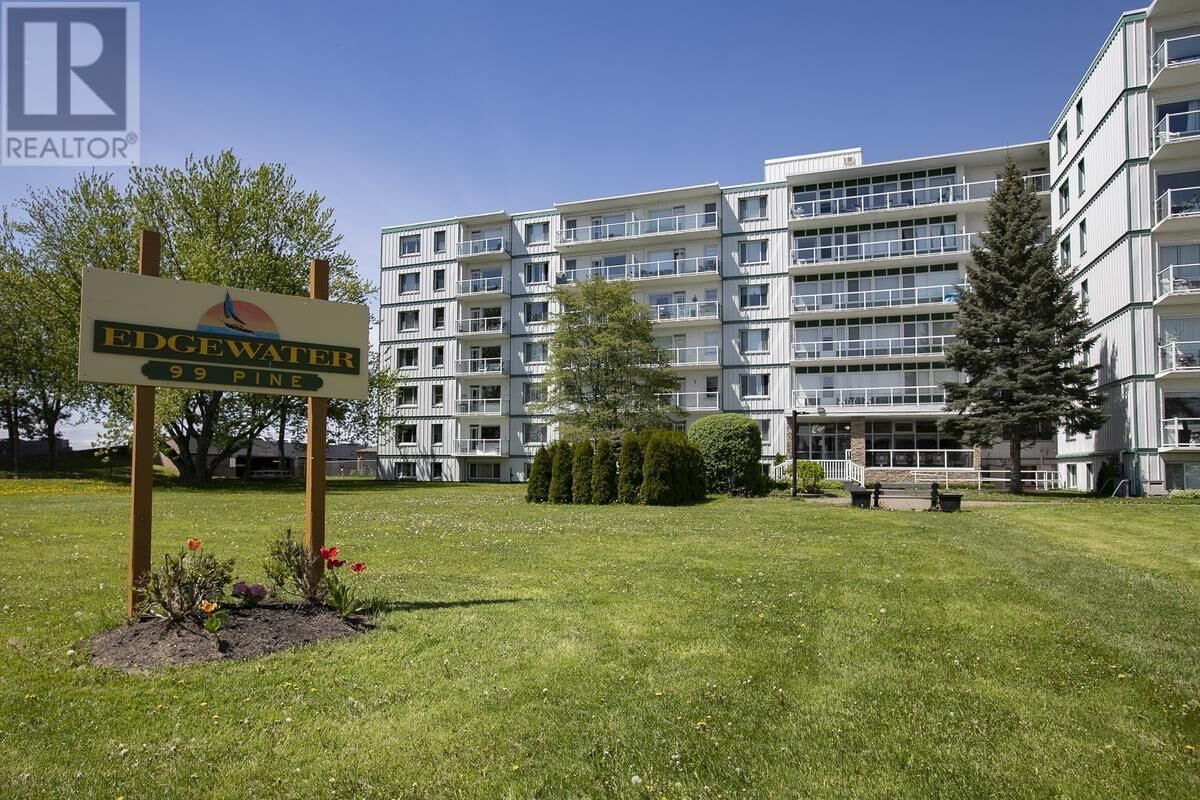 Property Photo:  99 Pine St # 307  ON P6A 3Y3 