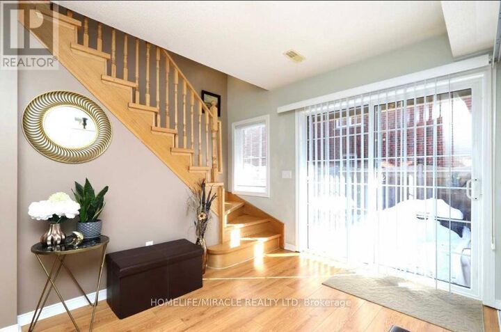 Property Photo:  29 Denison Avenue  ON L6X 0H2 