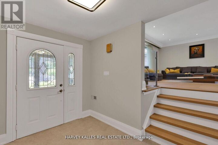 Property Photo:  16 Wedgeport Place  ON M2N 4B4 