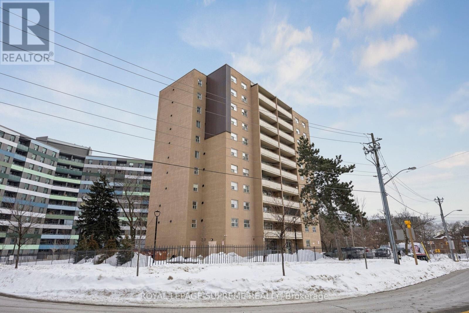 Property Photo:  207 Galloway Road 704  ON M1E 4X3 
