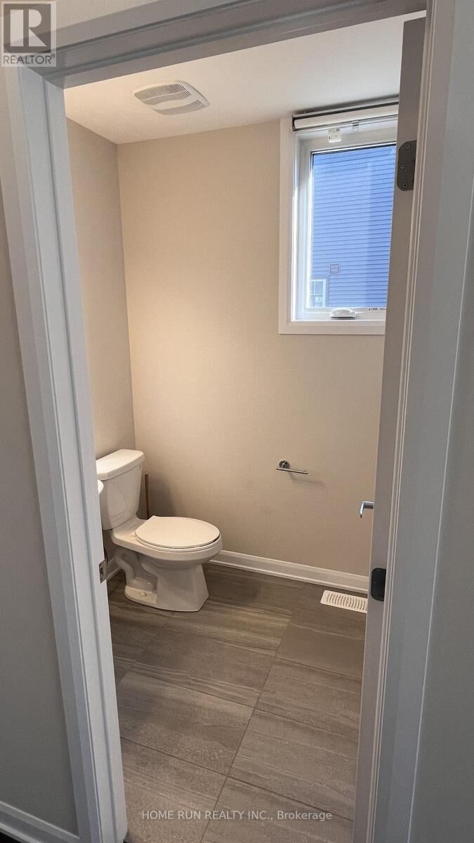 Property Photo:  580 Lilith Street  ON K2J 6Z5 