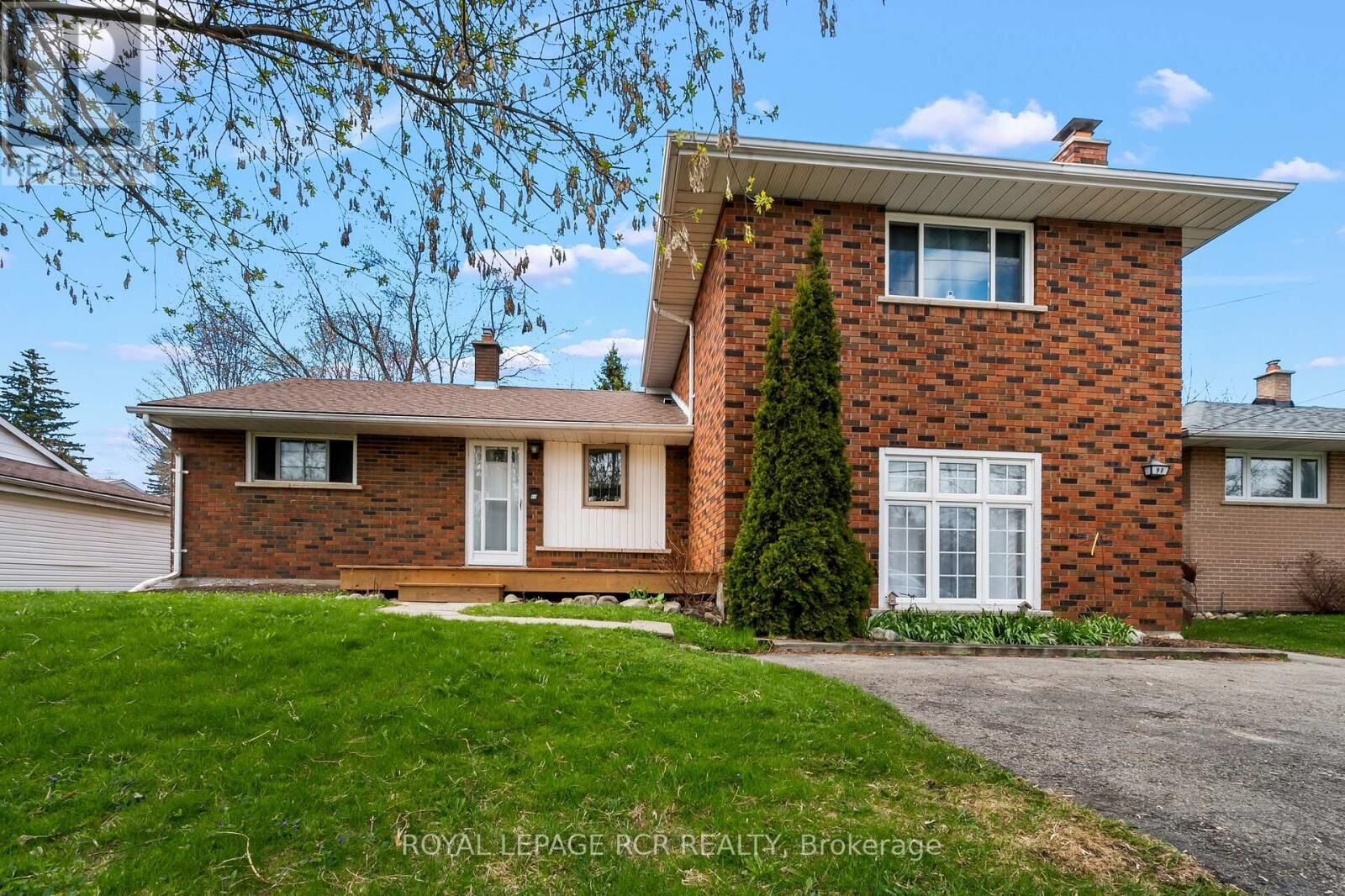 Property Photo:  90 Town Line Main  ON L9W 1V8 