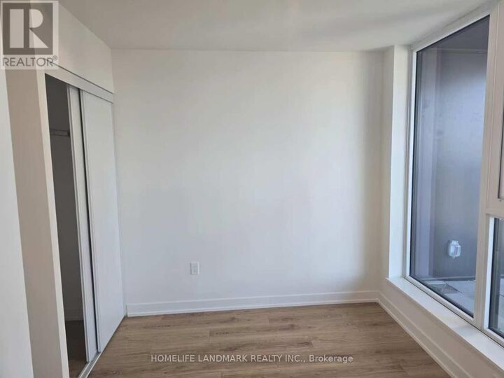 Property Photo:  5 Quarrington Lane 2202  ON M3C 0S5 
