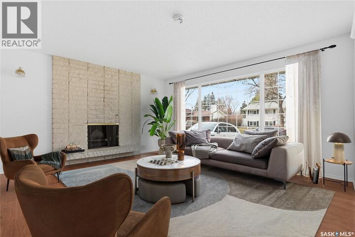 Property Photo:  1044 East Centre  SK S7J 3A3 