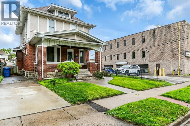 Property Photo:  258 Elm Avenue  ON N9A 5G8 