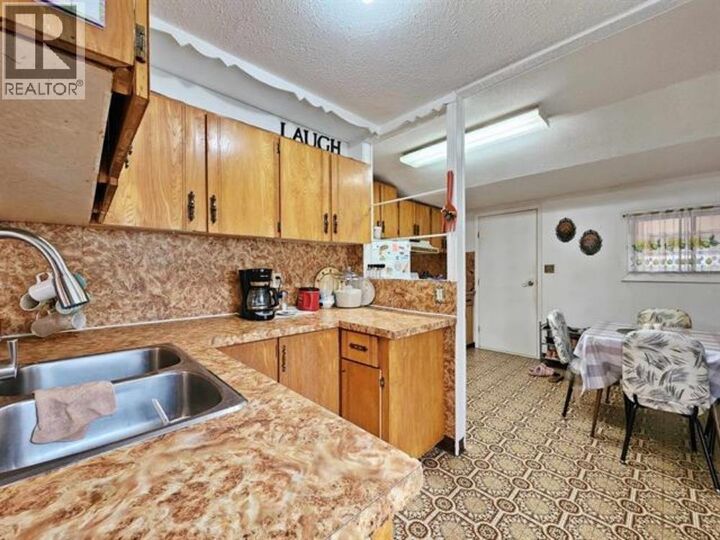Property Photo:  436 Vaughan Street  BC V2J 2T4 